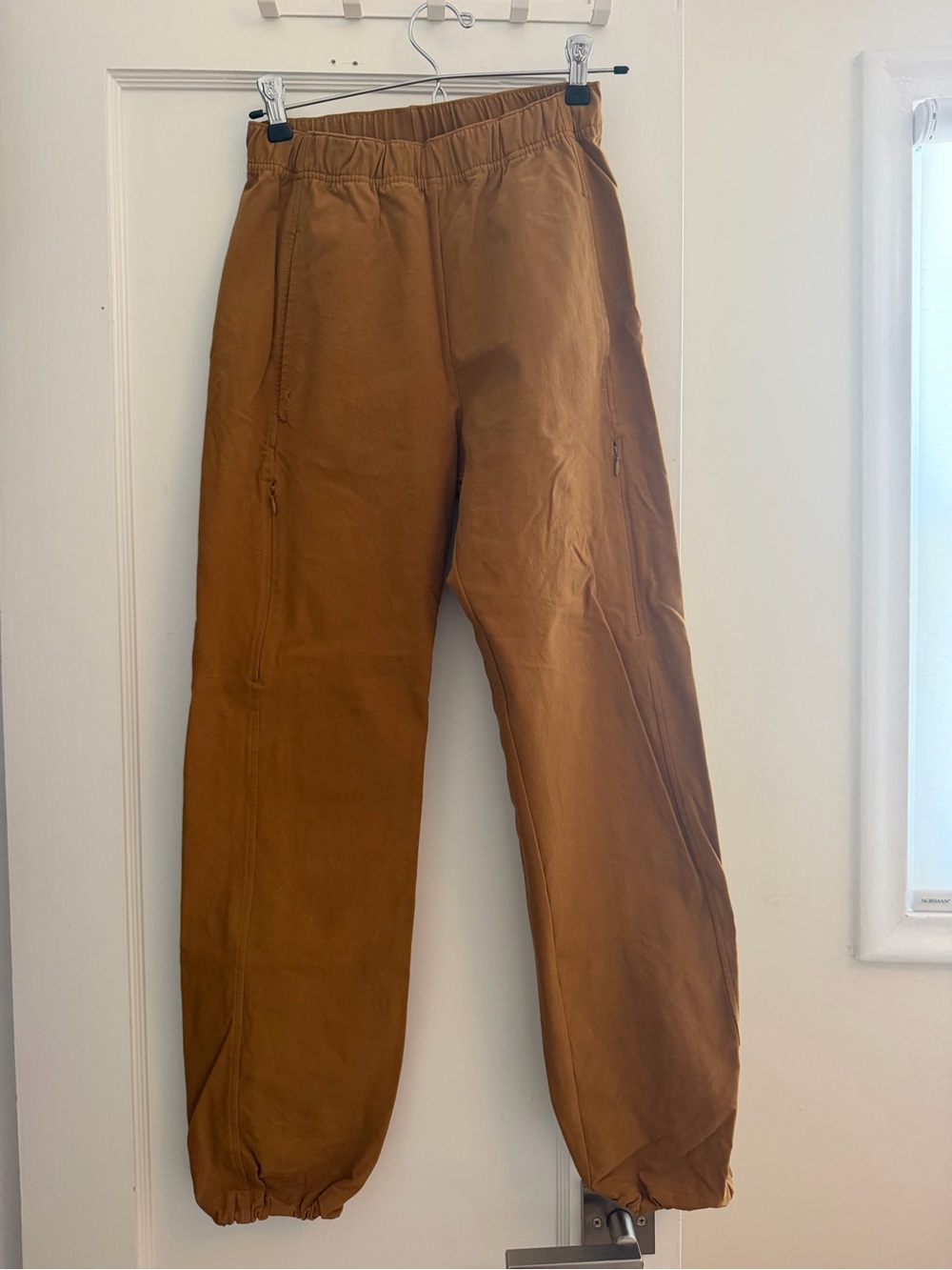 Wondery Outdoors Elastic Waist Pants